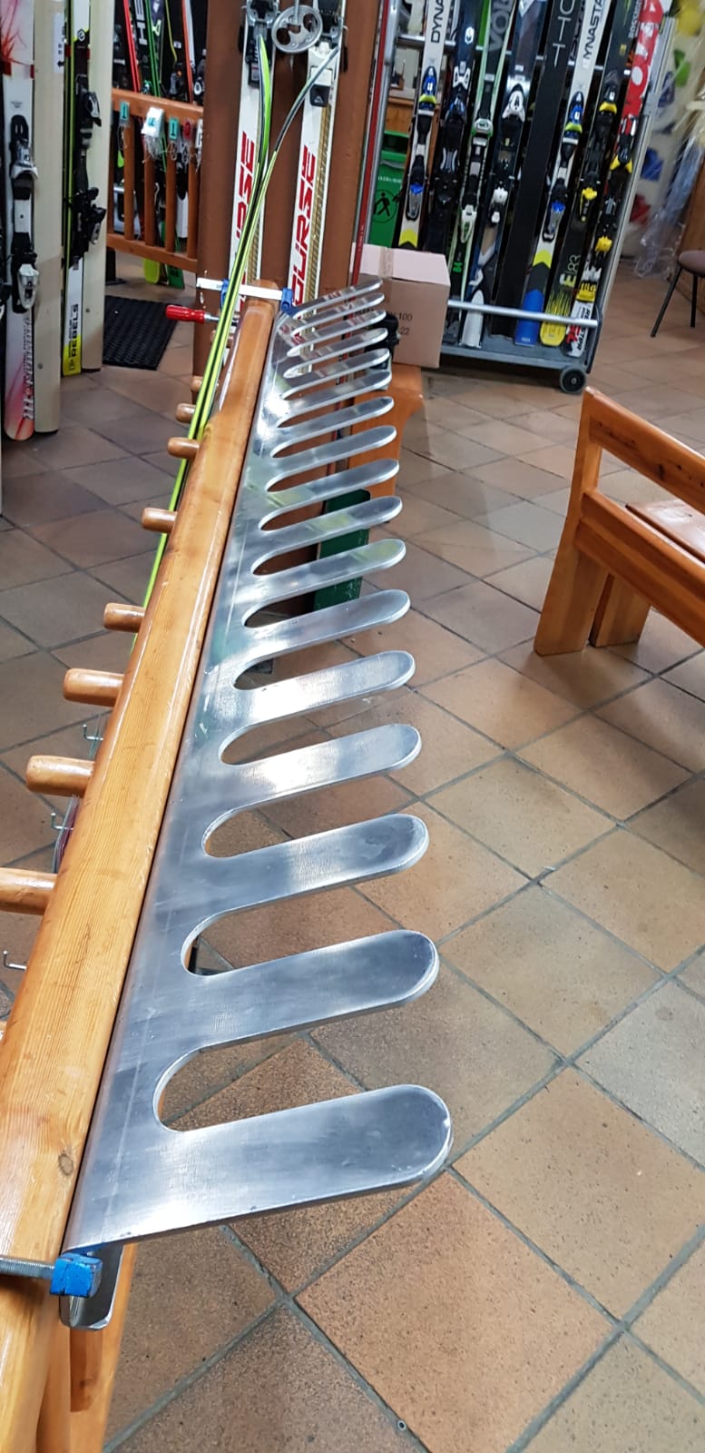 Apoya esquí apoya ski chapa